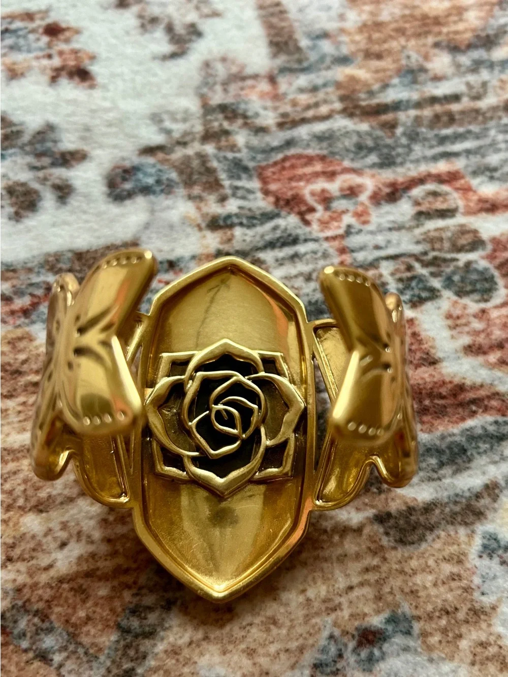 Kendra Scott Keziah Cuff Bracelet - Picture 3 of 4